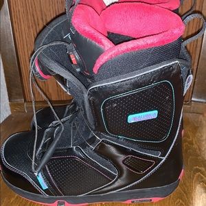 Women’s Snowboarding Boots